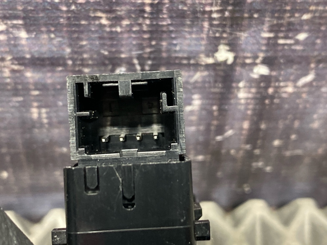 Кнопка центрального замка, 391 рублей, Красноярск