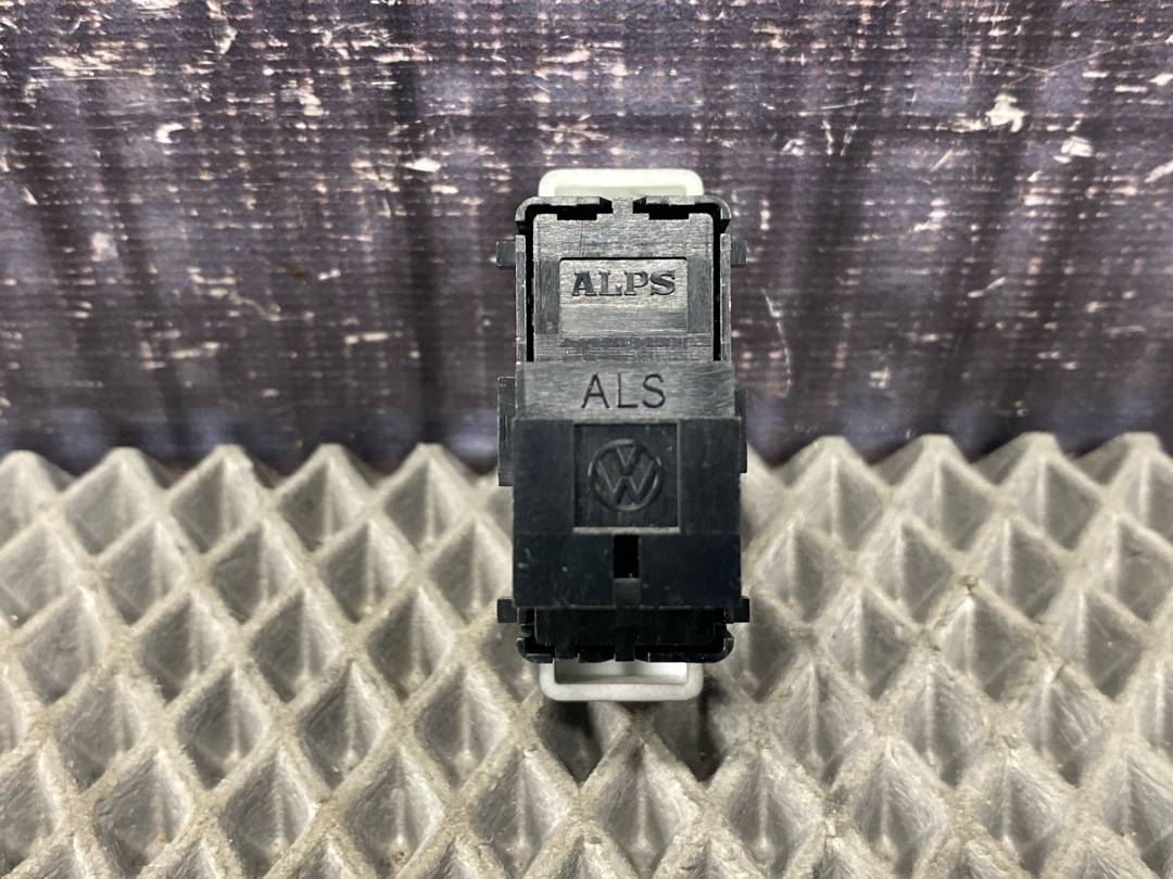 Кнопка центрального замка, 391 рублей, Красноярск