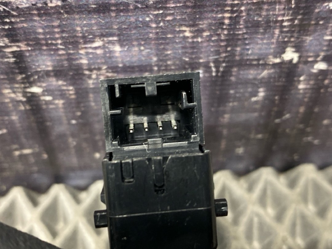 Кнопка центрального замка, 391 рублей, Красноярск