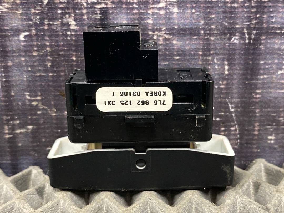 Кнопка центрального замка, 391 рублей, Красноярск