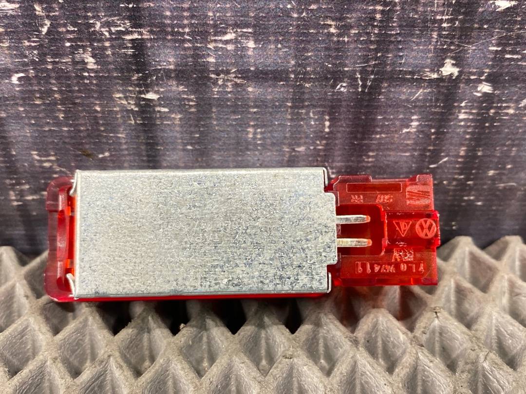 Плафон салона, 306 рублей, Красноярск