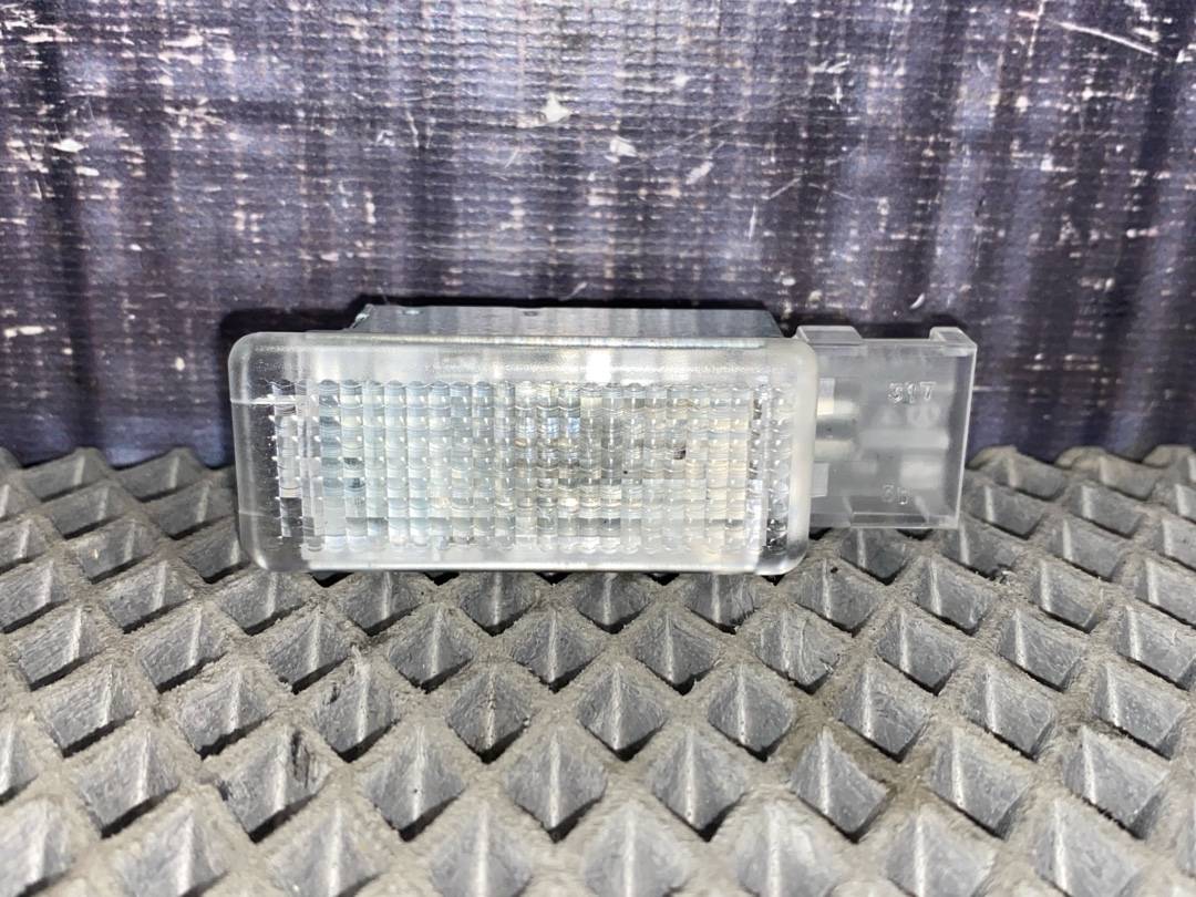 Плафон салона, 306 рублей, Красноярск