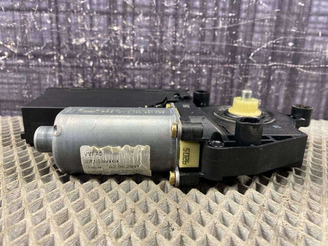 Мотор стеклоподъемника, 1386 рублей, Красноярск