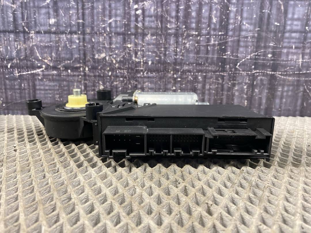 Мотор стеклоподъемника, 1386 рублей, Красноярск