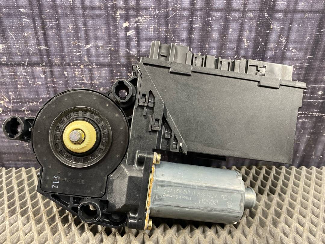 Мотор стеклоподъемника, 1386 рублей, Красноярск