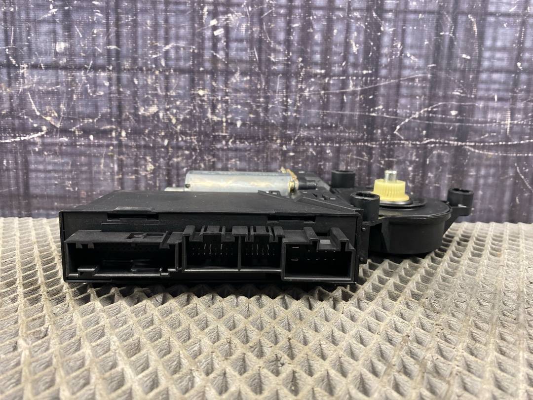 Мотор стеклоподъемника, 1386 рублей, Красноярск