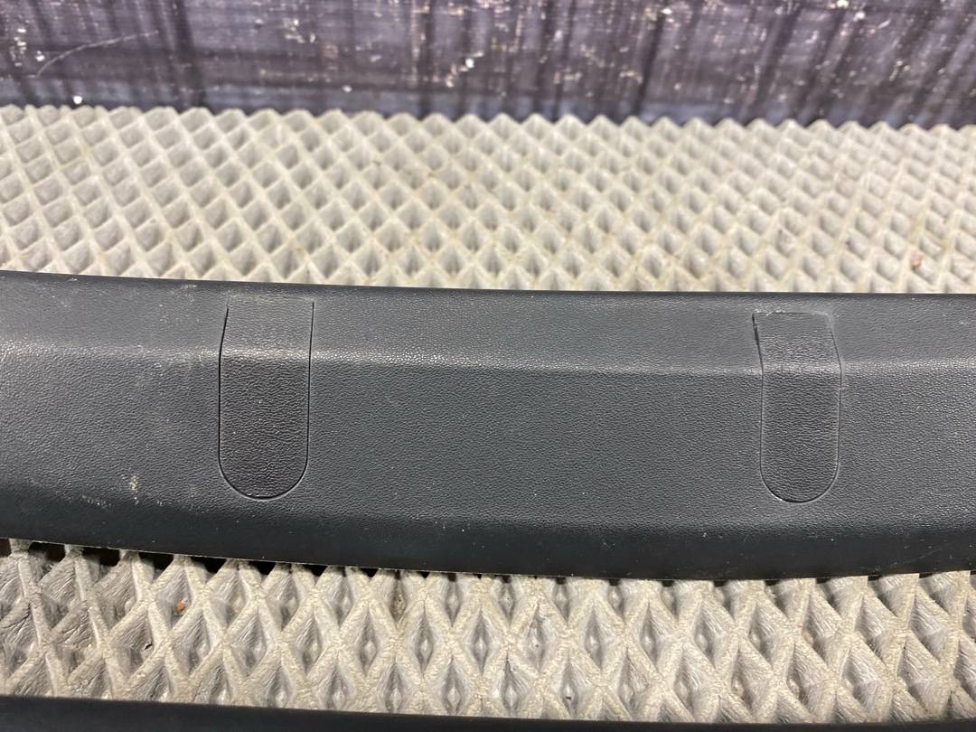 Пластик крышки багажника, 493 рублей, Красноярск