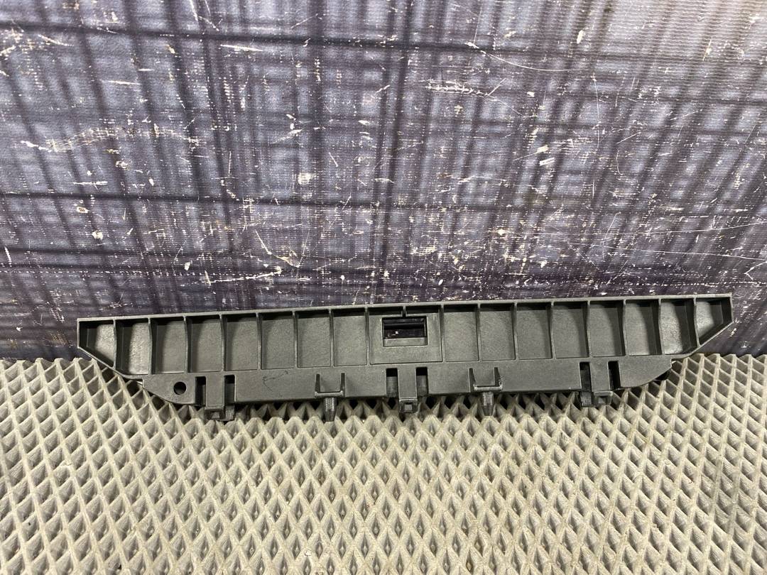 Опора ковра багажника, 570 рублей, Красноярск