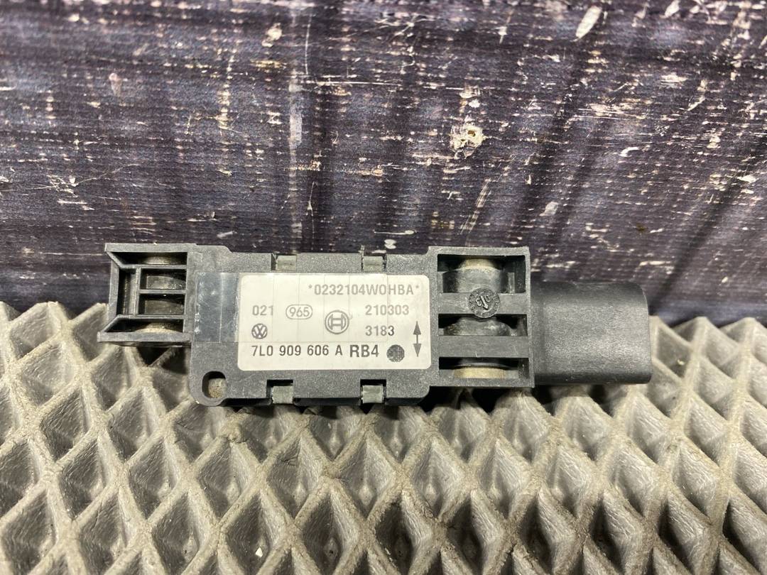 Датчик Airbag, 859 рублей, Красноярск