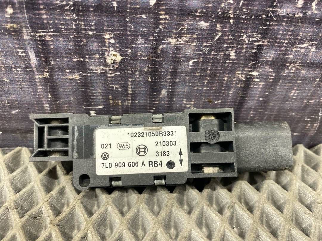 Датчик Airbag, 859 рублей, Красноярск