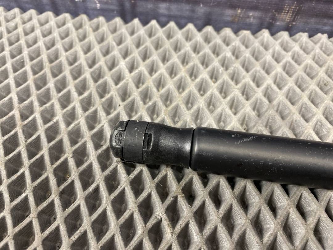 Амортизатор капота, 663 рублей, Красноярск