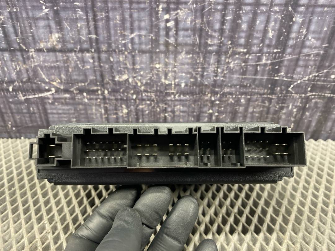 Блок управления бортовой сети, 2992 рублей, Красноярск