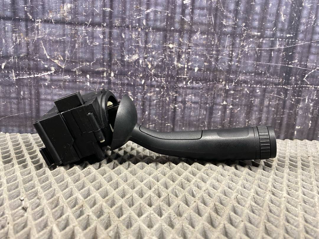 Подрулевой переключатель, 901 рублей, Красноярск