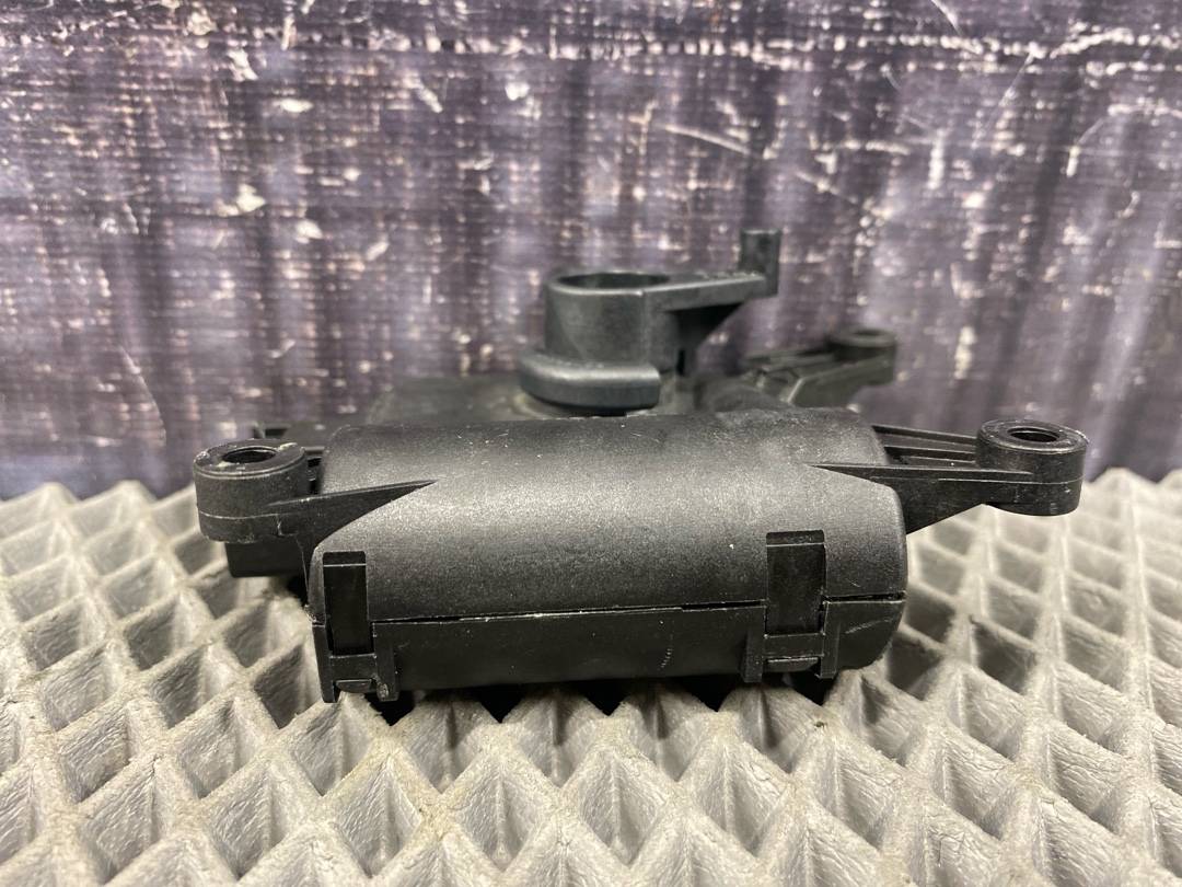 Мотор заслонки печки, 961 рублей, Красноярск