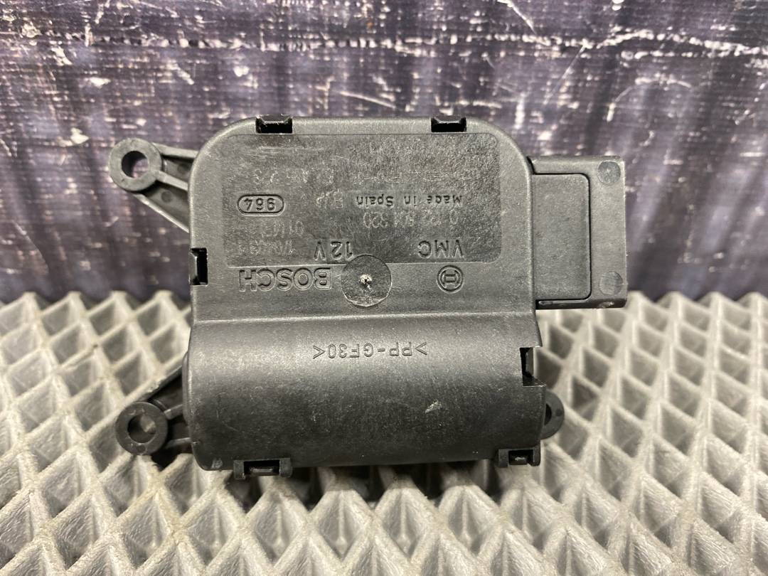 Мотор заслонки печки, 961 рублей, Красноярск