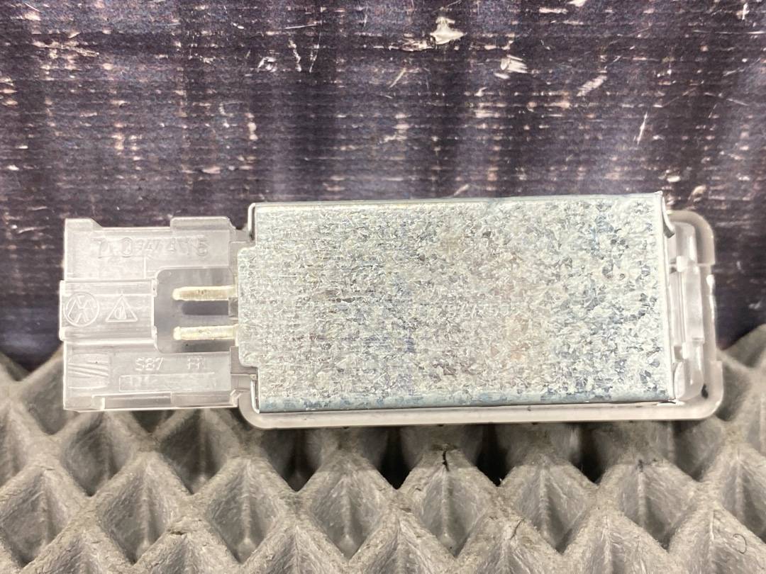 Плафон салона, 306 рублей, Красноярск