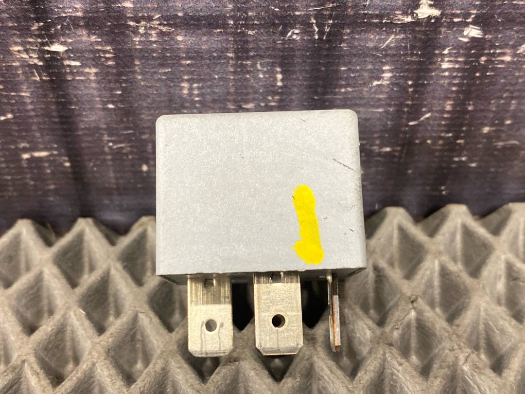 Реле, 306 рублей, Красноярск