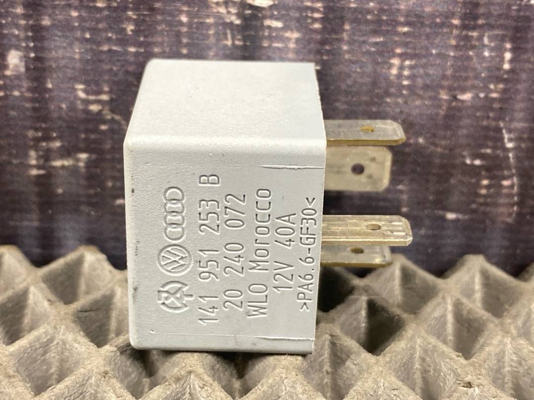 Реле, 306 рублей, Красноярск