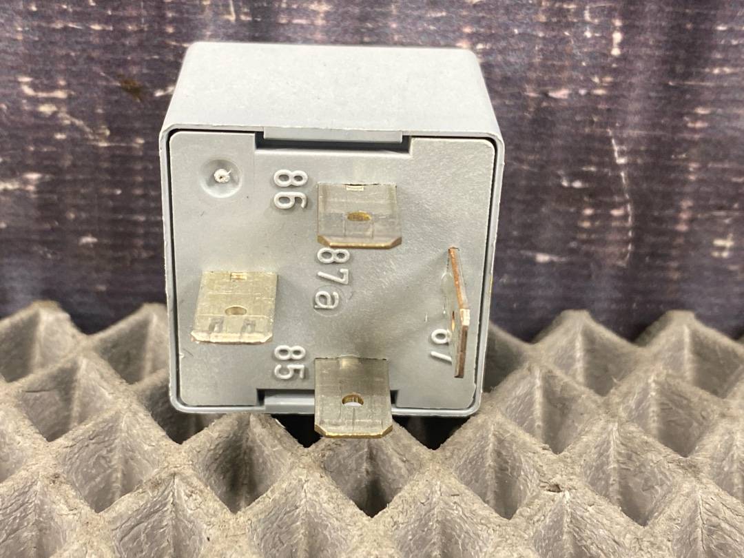 Реле, 306 рублей, Красноярск