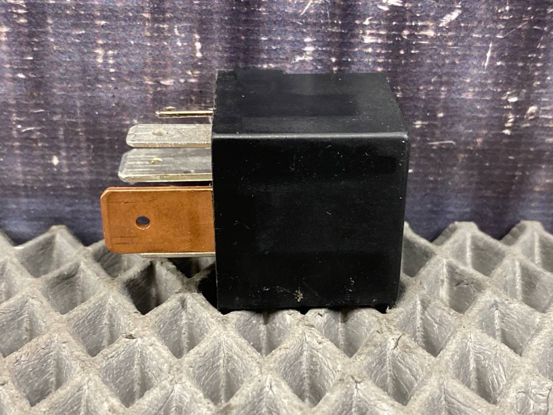 Реле, 400 рублей, Красноярск