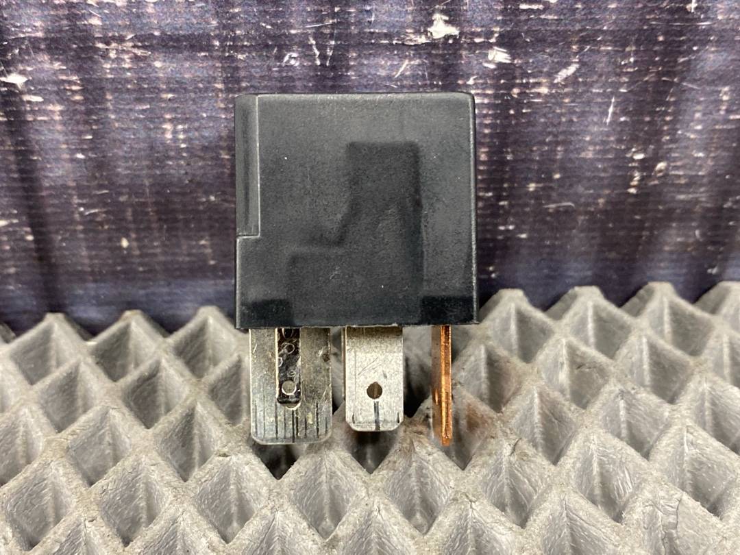 Реле, 400 рублей, Красноярск