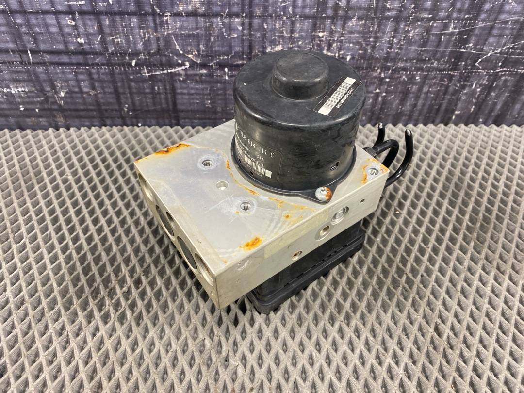 Блок ABS, 7370 рублей, Красноярск