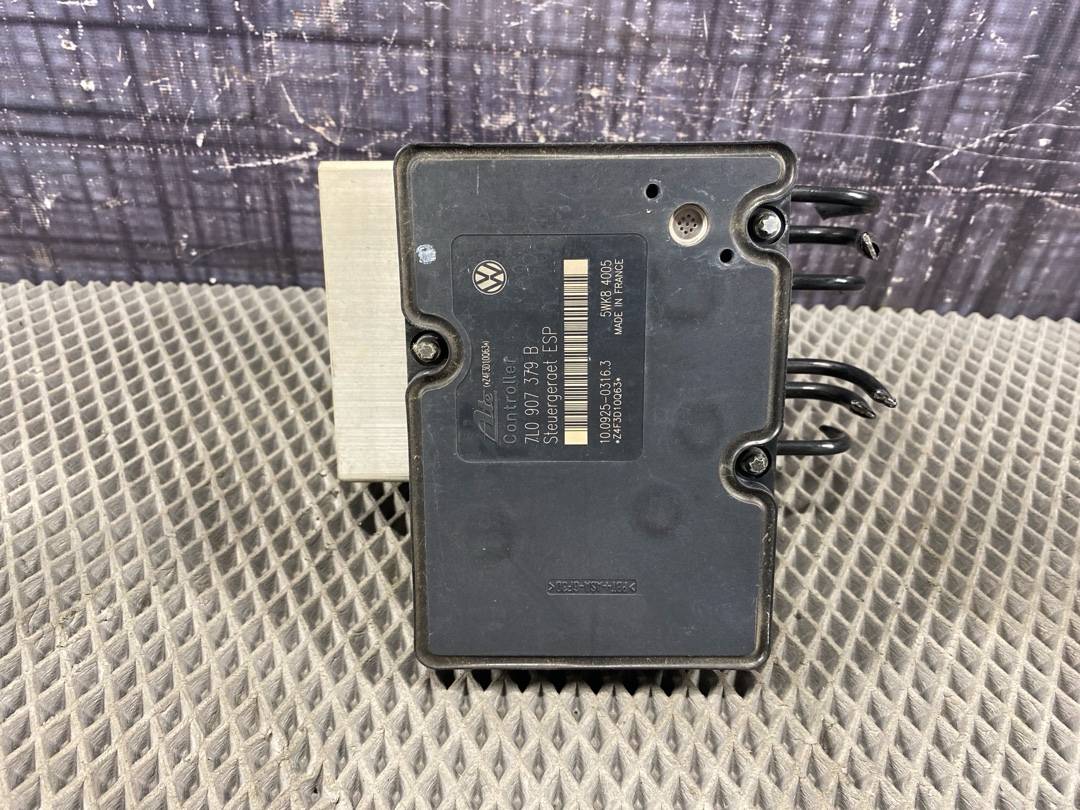 Блок ABS, 7370 рублей, Красноярск