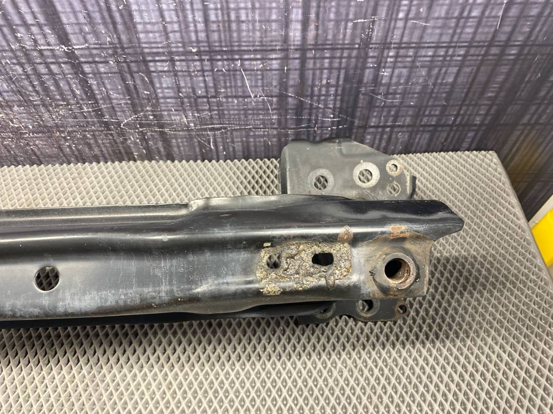 Усилитель бампера, 1921 рублей, Красноярск