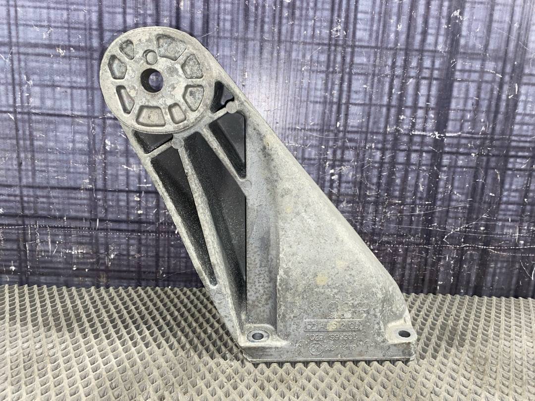 Кронштейн двигателя, 1284 рублей, Красноярск