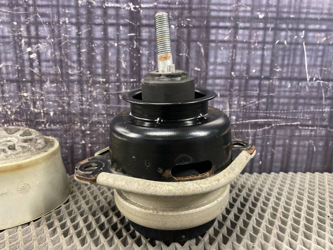 Подушка двигателя, 2380 рублей, Красноярск