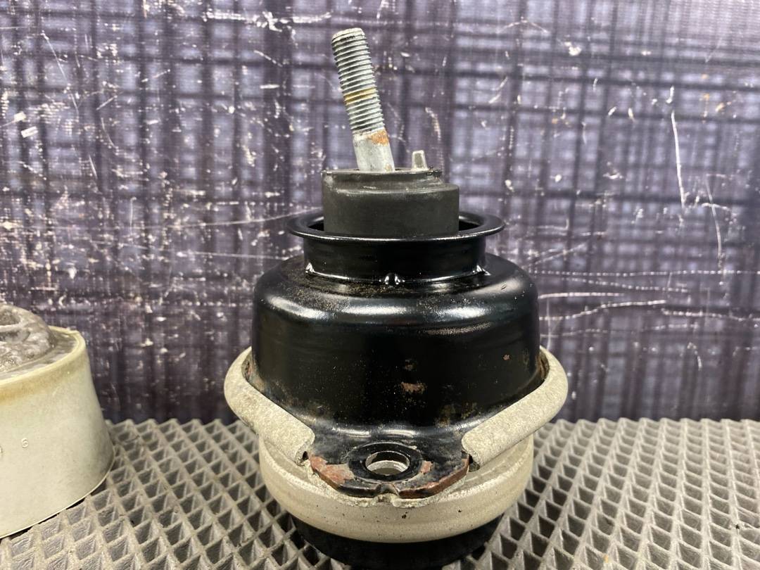 Подушка двигателя, 2380 рублей, Красноярск