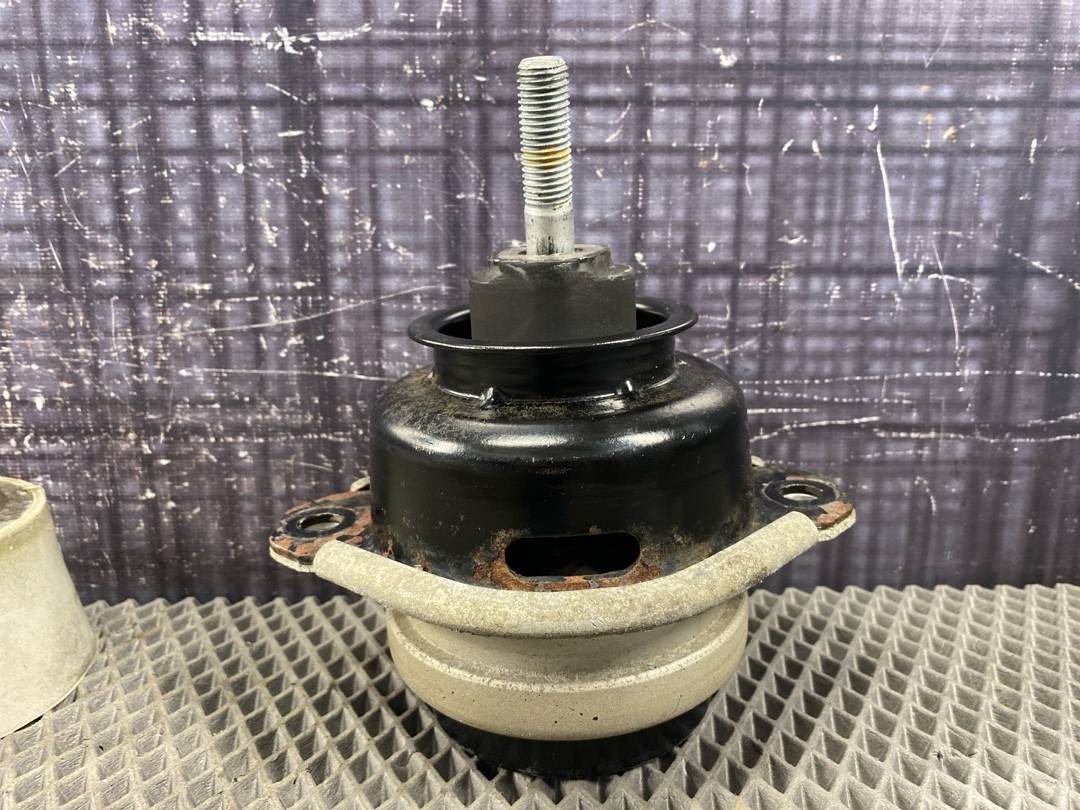 Подушка двигателя, 2380 рублей, Красноярск