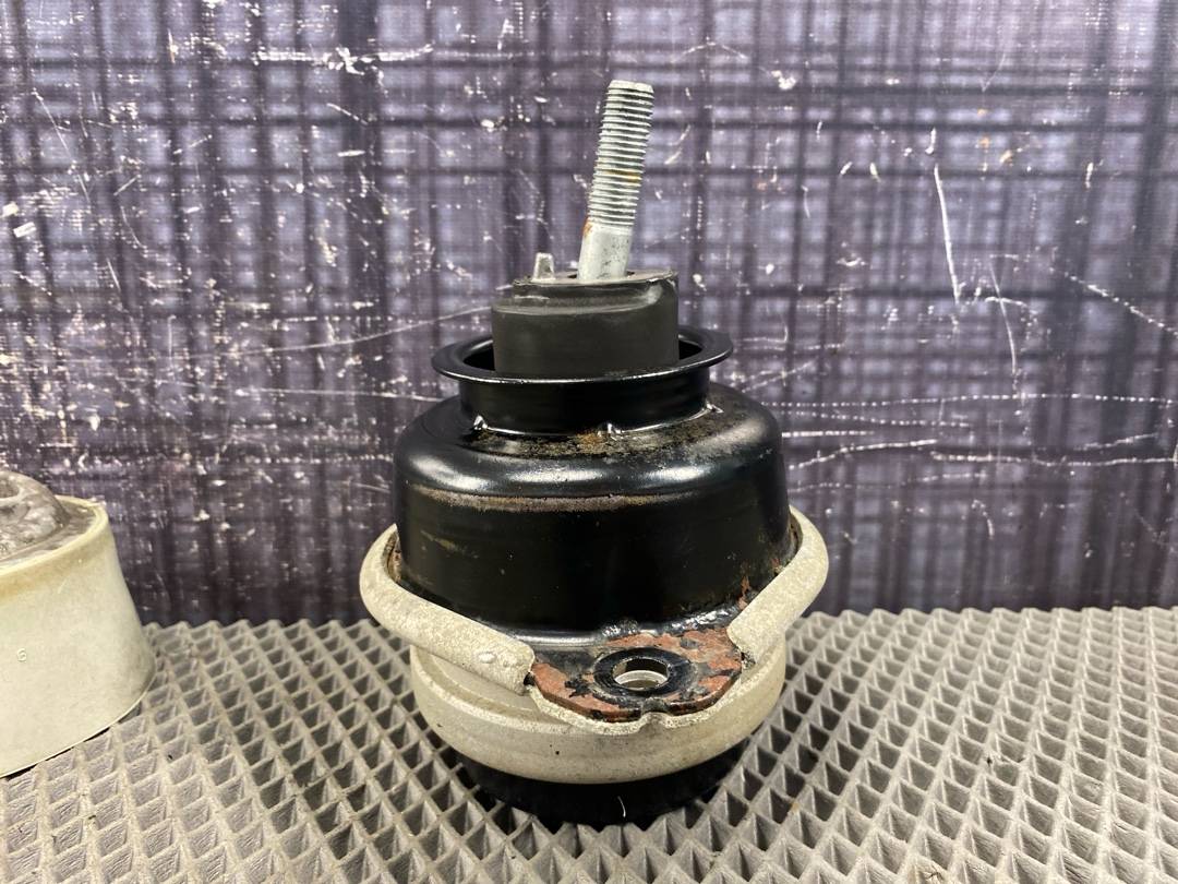 Подушка двигателя, 2380 рублей, Красноярск