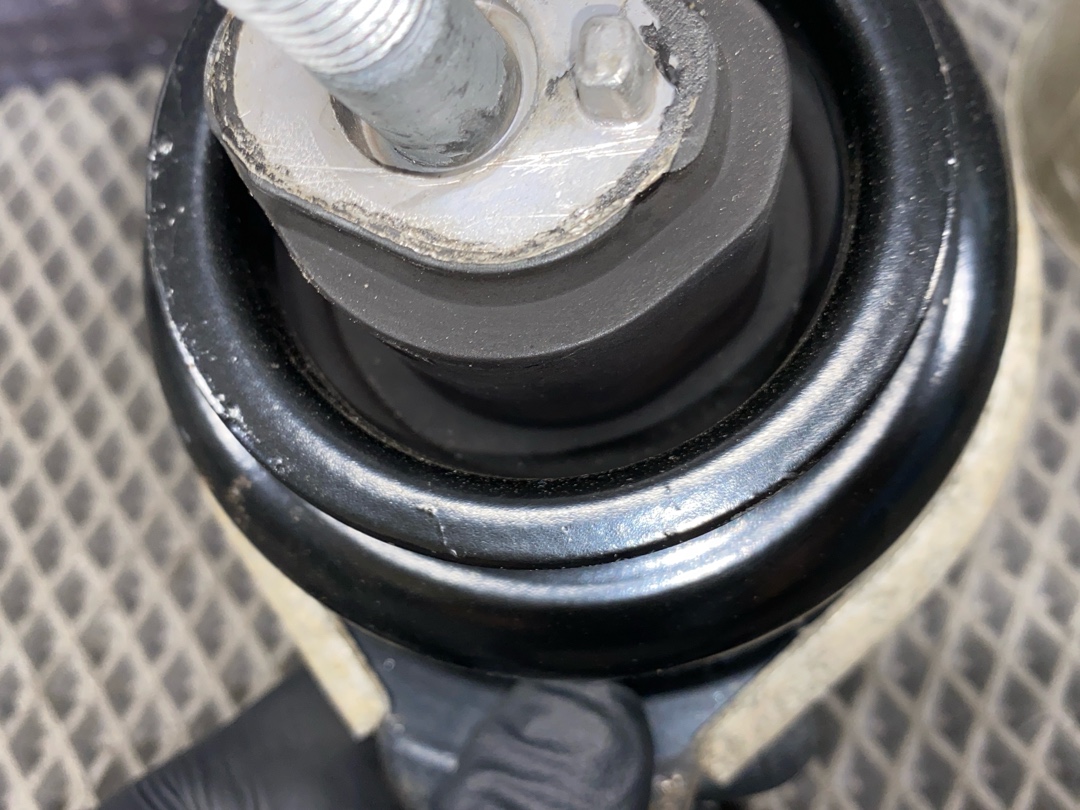 Подушка двигателя, 2380 рублей, Красноярск