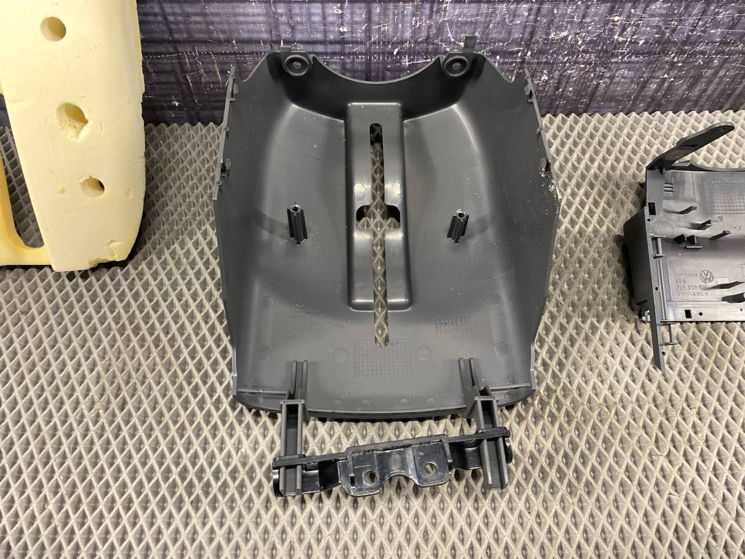 Кожух рулевой колонки, 689 рублей, Красноярск