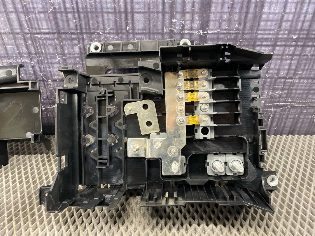 Блок предохранителей, 2601 рублей, Красноярск