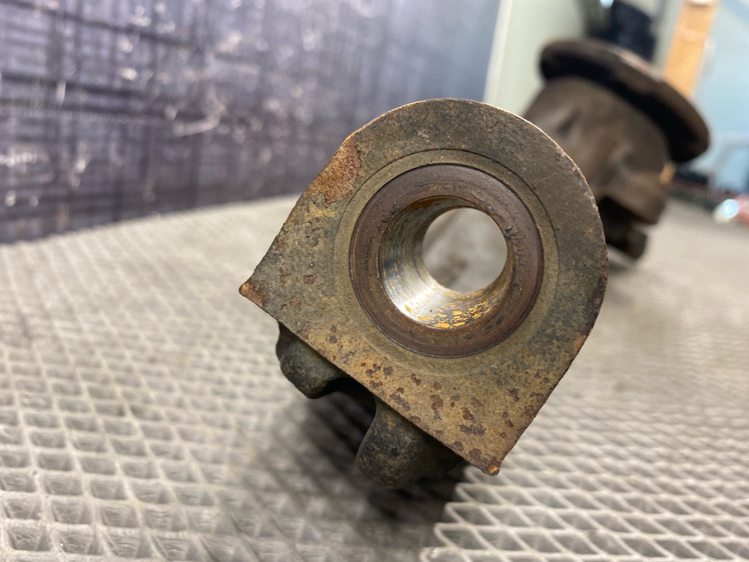 Поворотный кулак, 6452 рублей, Красноярск