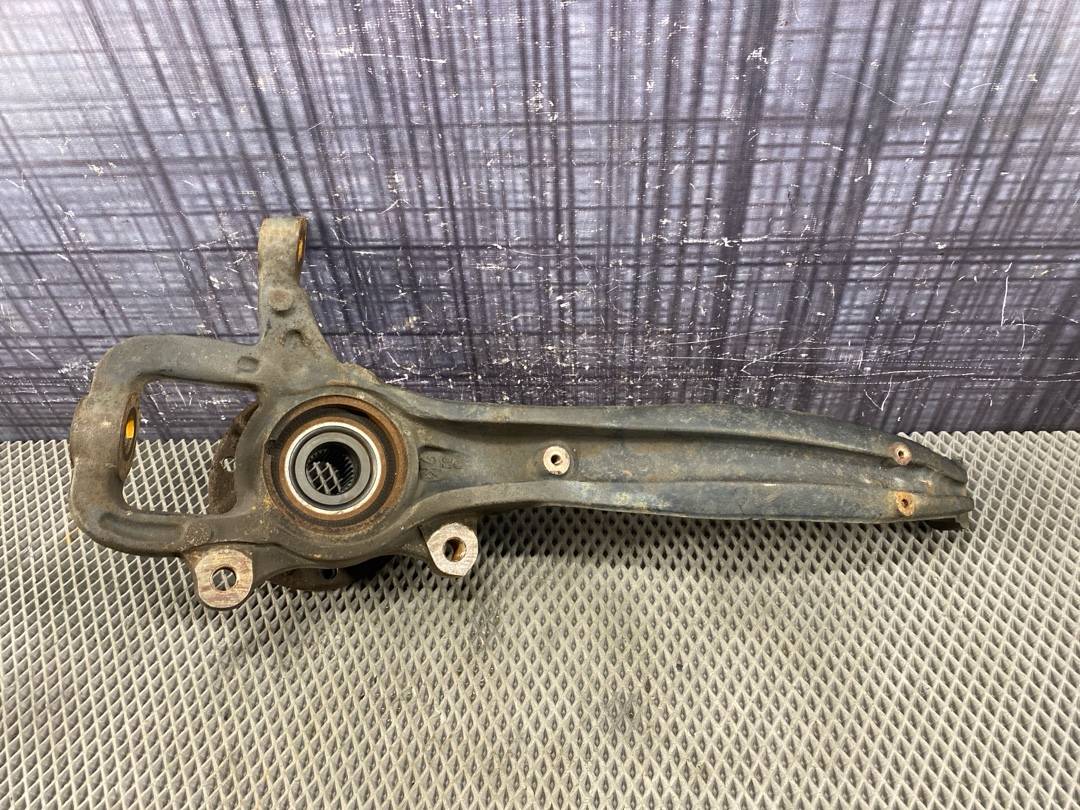 Поворотный кулак, 6452 рублей, Красноярск