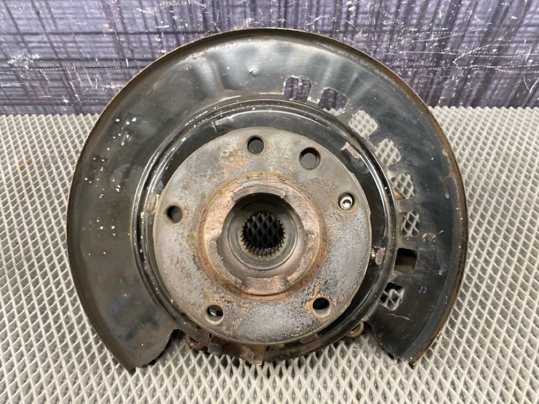 Поворотный кулак, 3927 рублей, Красноярск