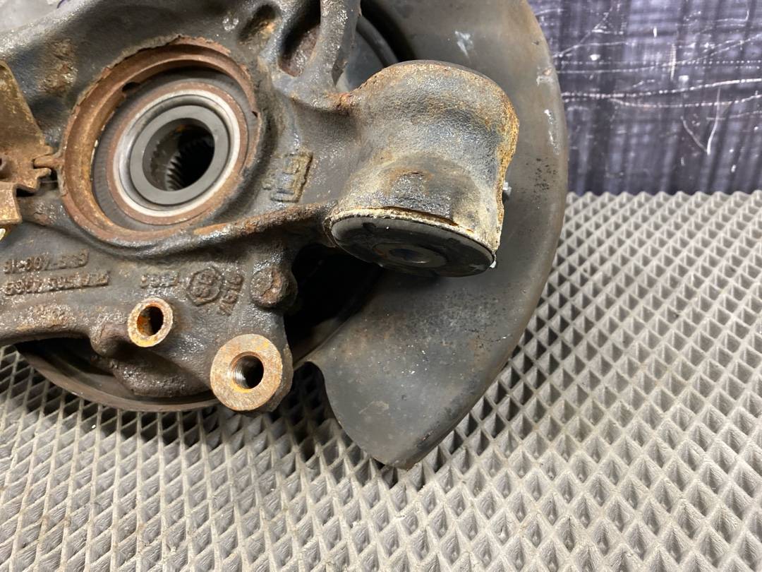 Поворотный кулак, 3927 рублей, Красноярск