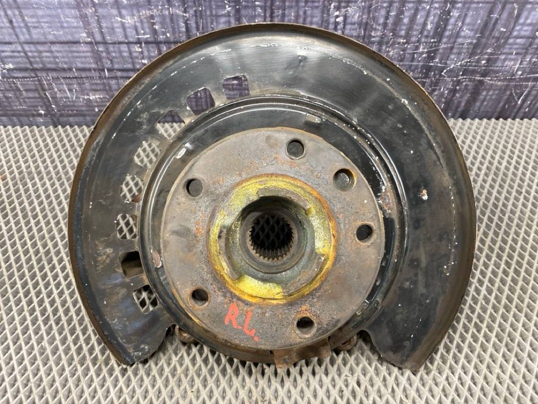 Поворотный кулак, 3927 рублей, Красноярск