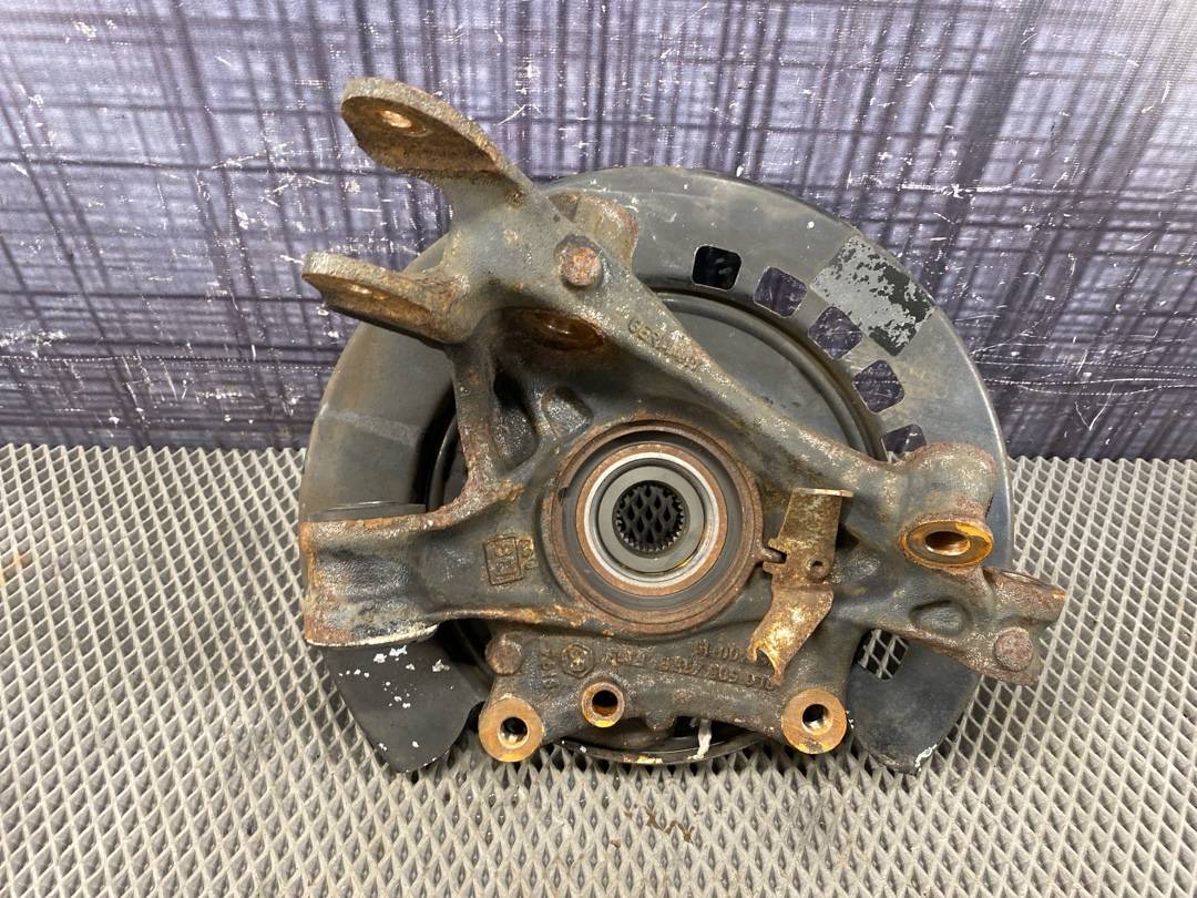 Поворотный кулак, 3927 рублей, Красноярск