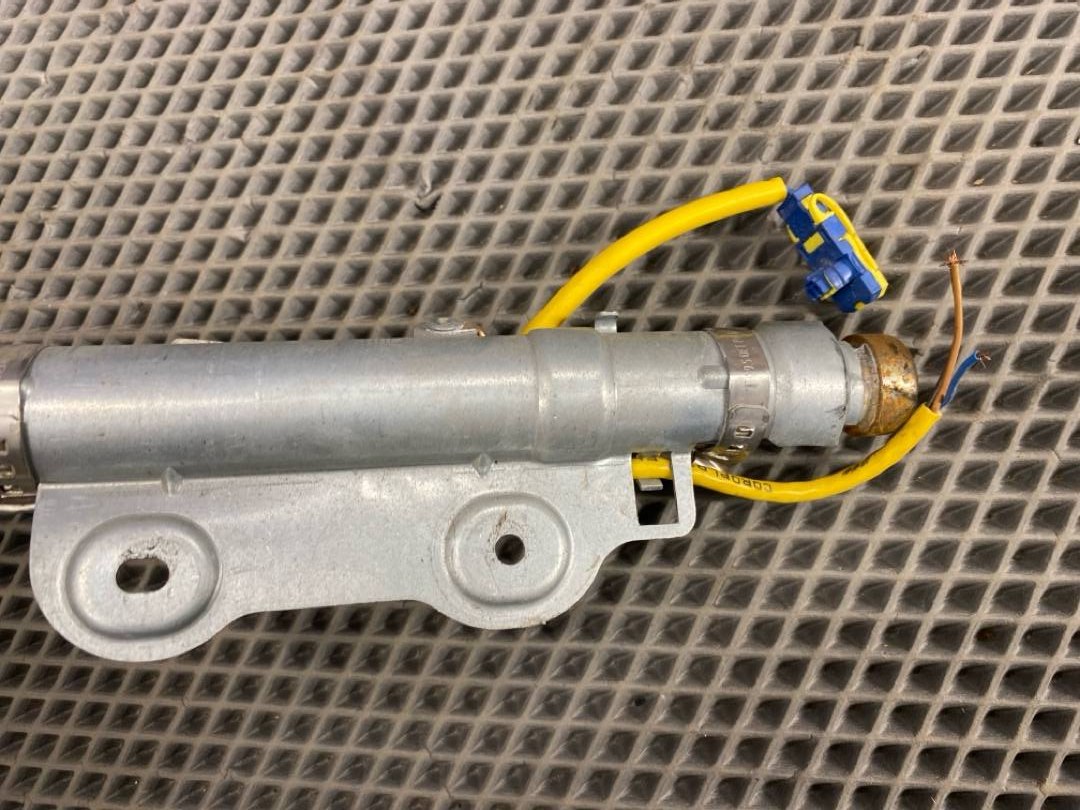 Подушка безопасности, 1632 рублей, Красноярск