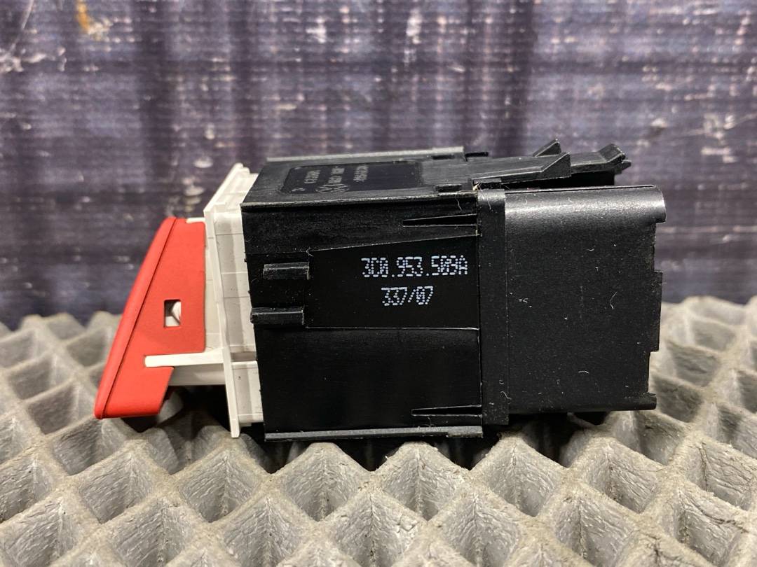 Кнопка аварийной остановки, 757 рублей, Красноярск