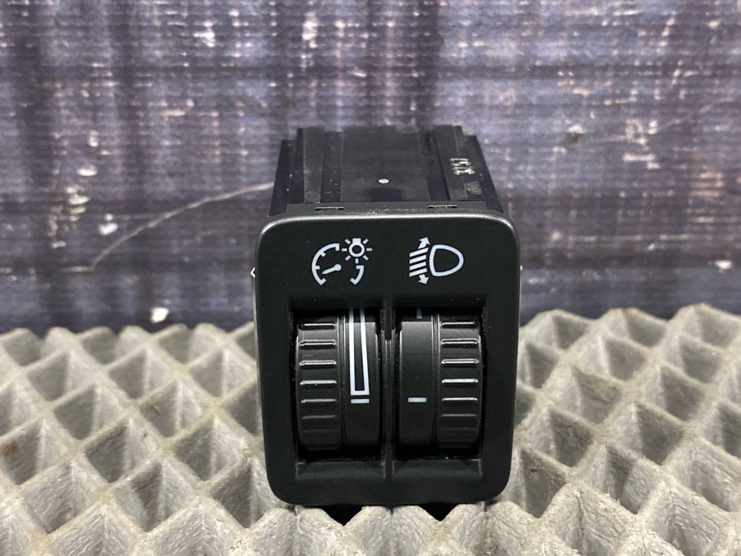 Кнопка яркости подсветки, 816 рублей, Красноярск