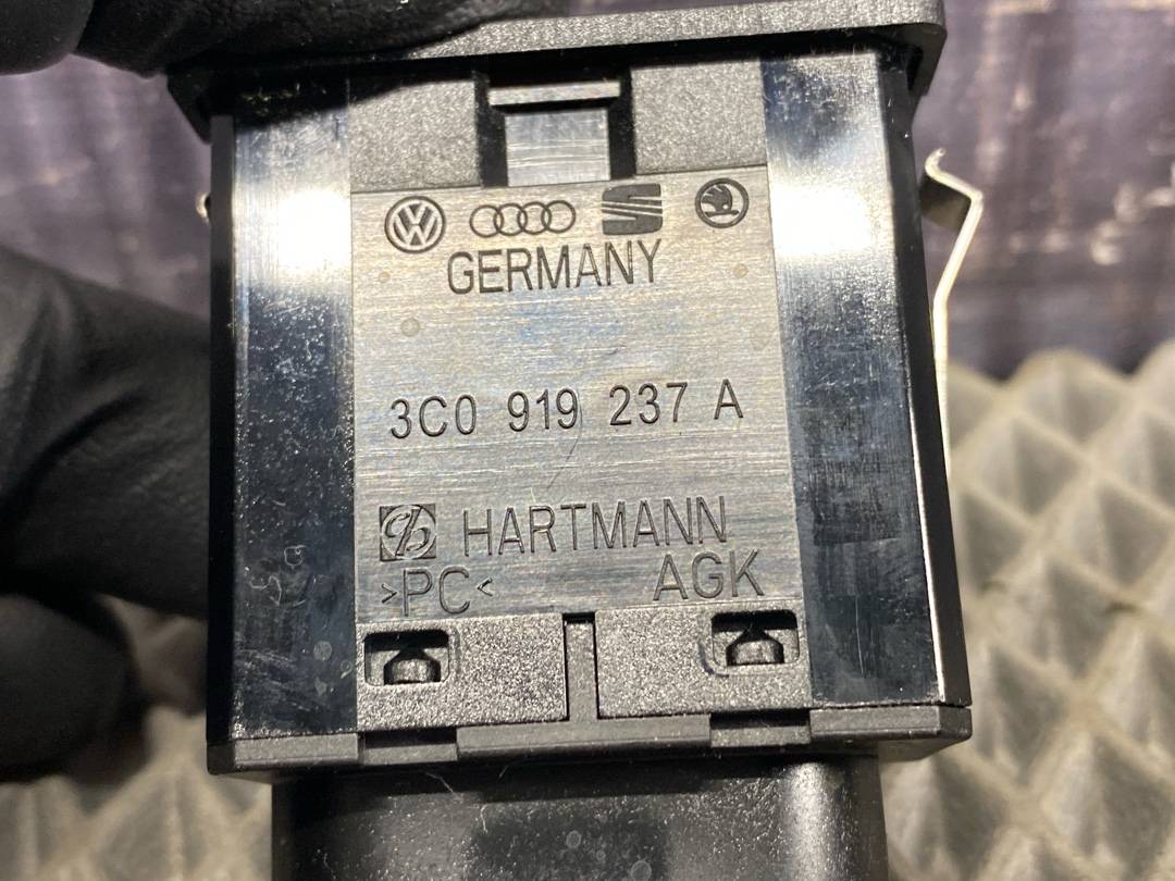 Кнопка салона, 536 рублей, Красноярск