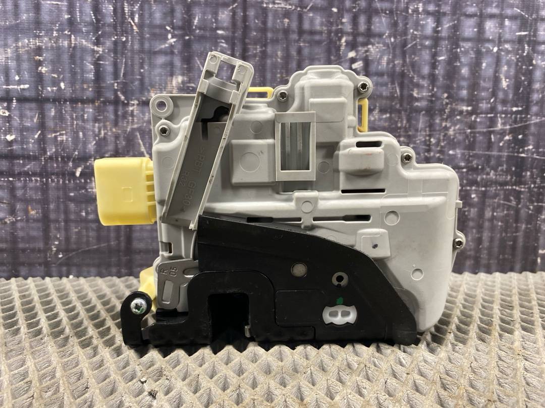 Замок двери, 1802 рублей, Красноярск