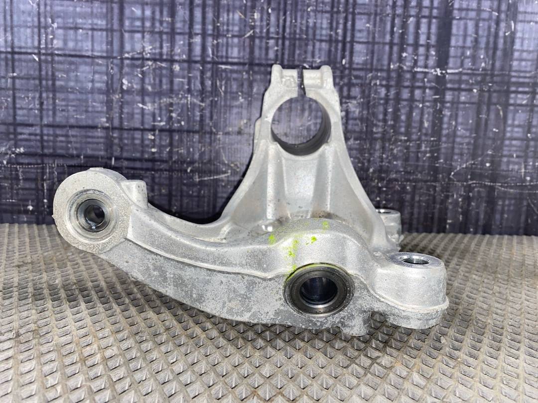 Поворотный кулак, 3672 рублей, Красноярск