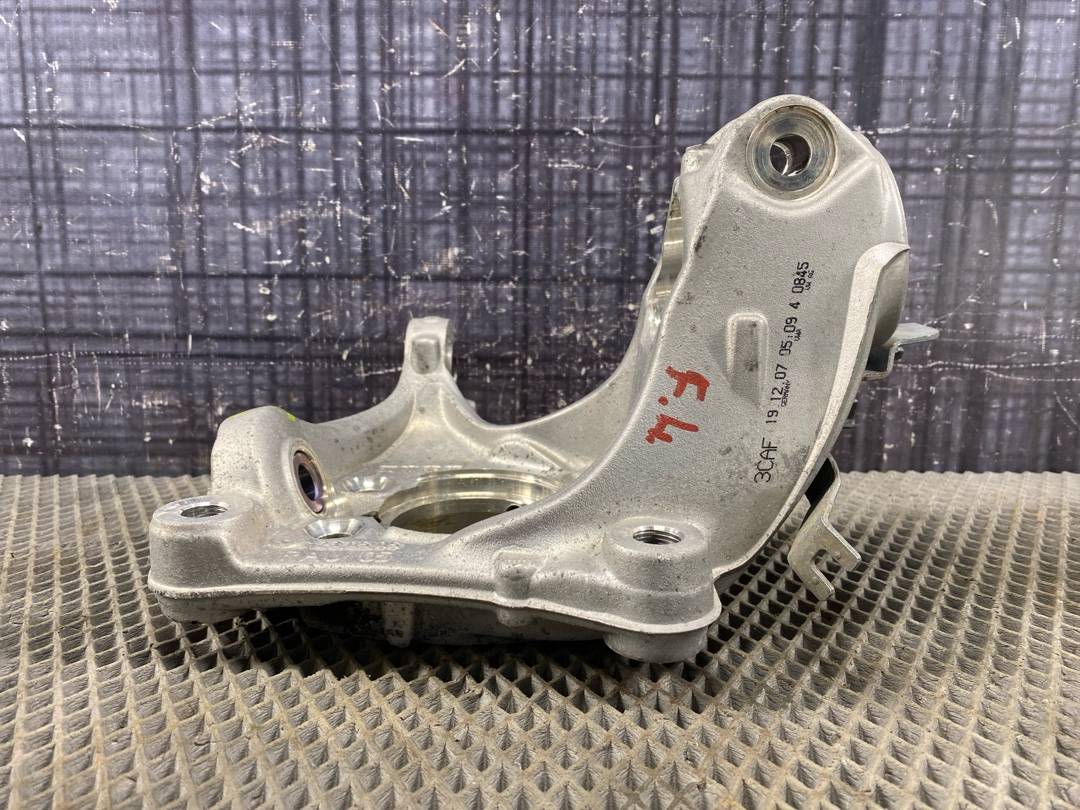 Поворотный кулак, 3672 рублей, Красноярск