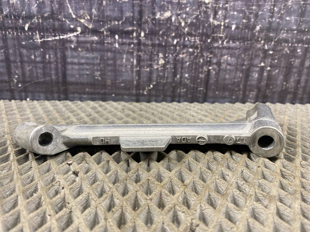 Кронштейн, 357 рублей, Красноярск